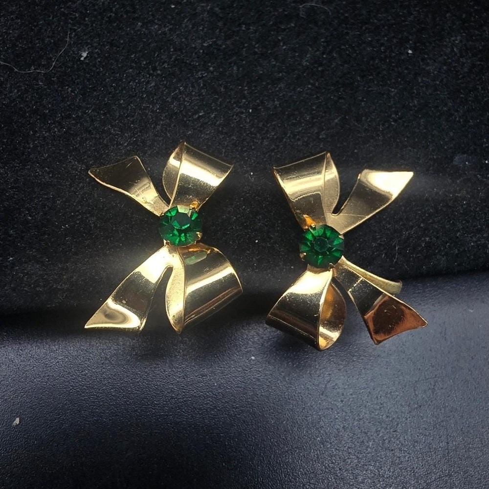 Coro Gold Tone Bow Earrings Green Rhinestone Screw Back Vintage Costume Jewelry